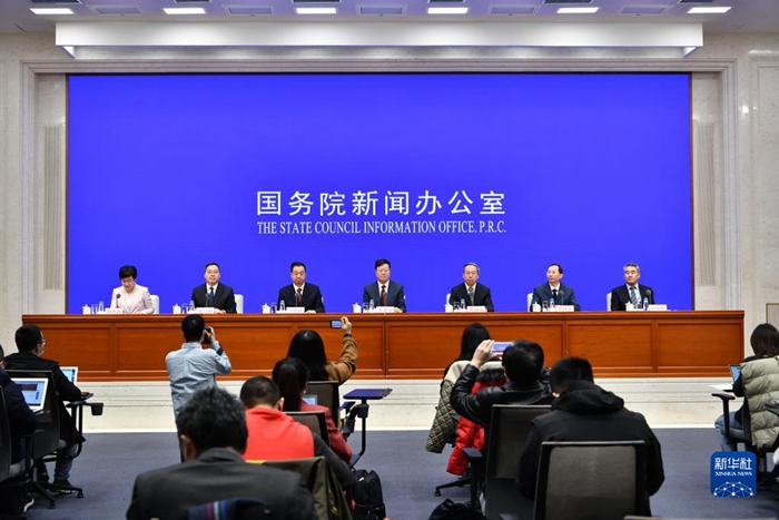 老年人“急难愁盼”如何解决？国新办发布会回应了