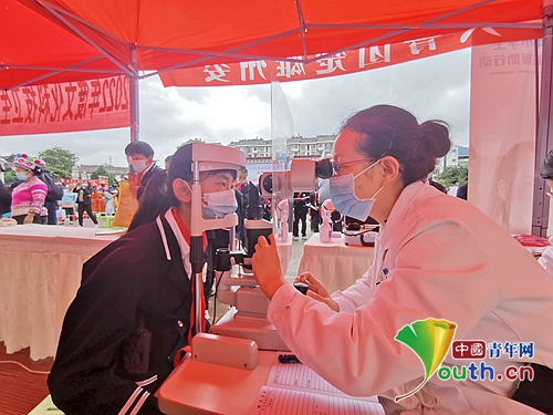 云南：文化科技卫生“三下乡”集中示范活动举行