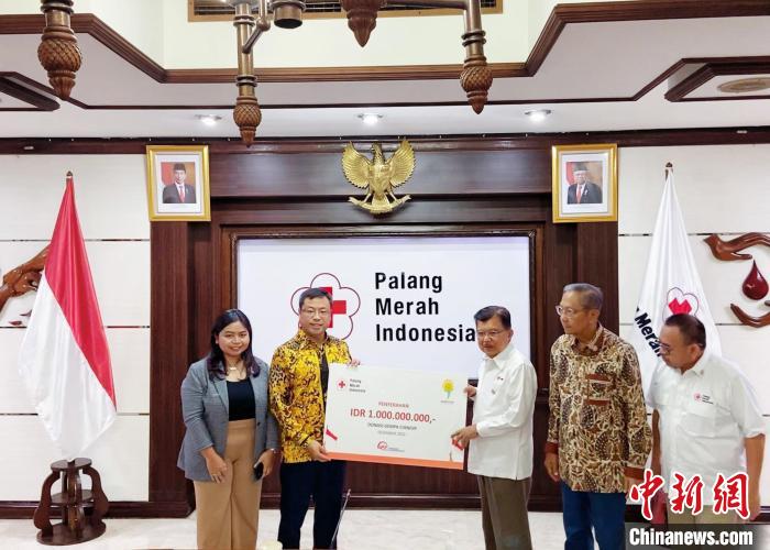 印尼中企捐助展玉地震灾区救援和重建